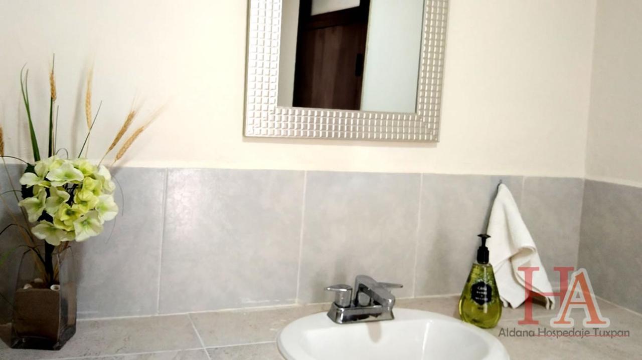 Hospedaje Aldana - Apartamento Amal Zona Centro Tuxpan  エクステリア 写真